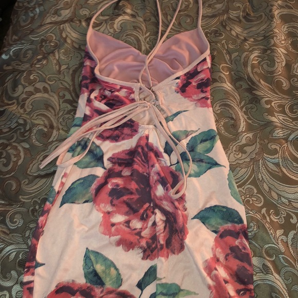 Dress - Picture 4 of 5